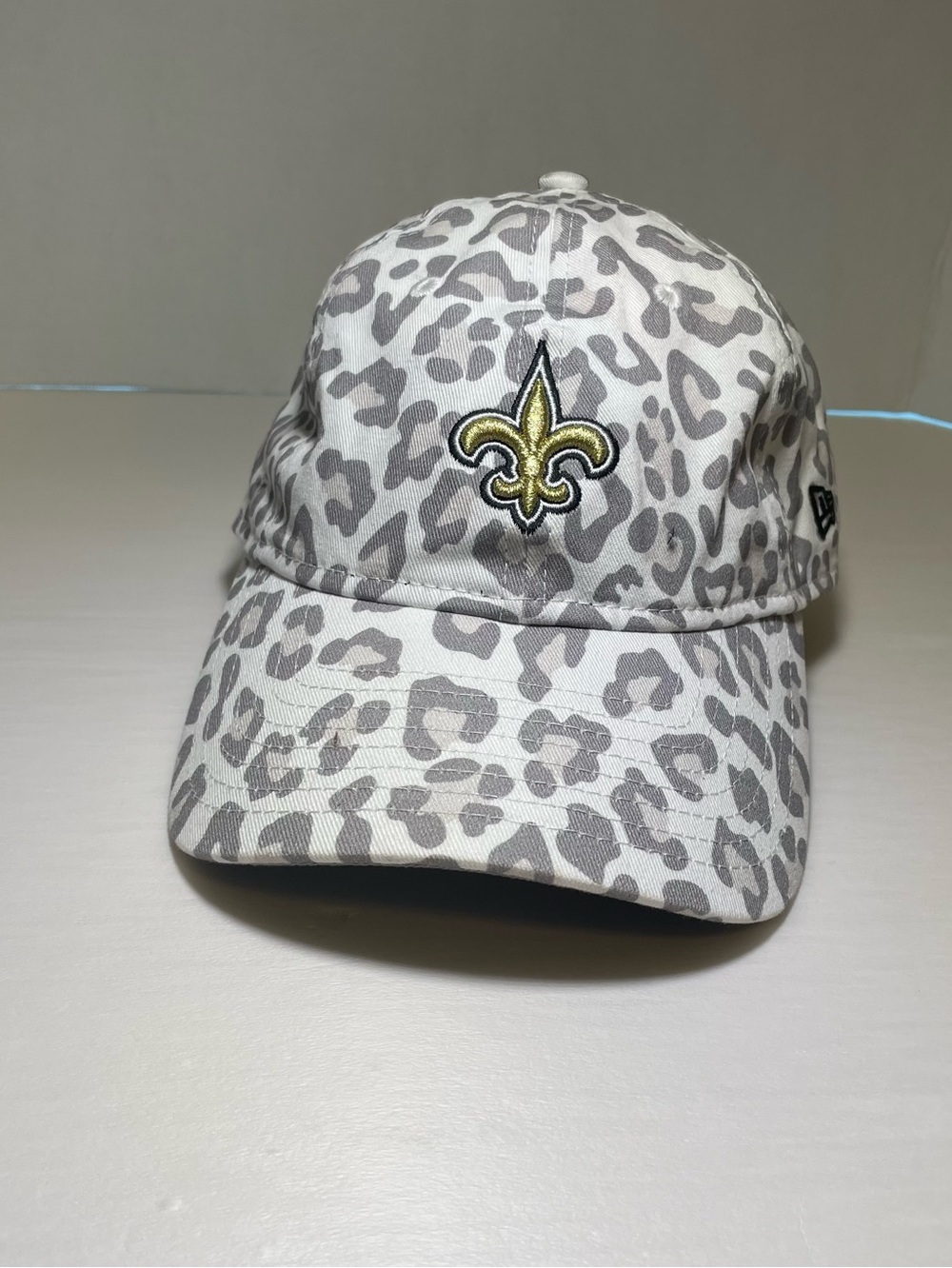 Era 9Twenty New Orleans Saints Women’s Leopard Print Baseball Cap NFL *flaw*READ